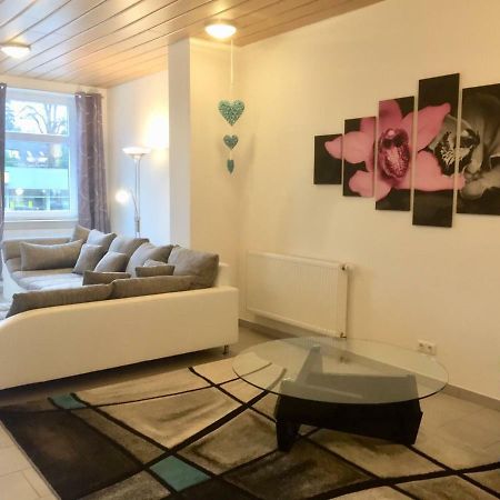 Ferienwohnung Im Zentrum Bad Schwartau Exteriör bild