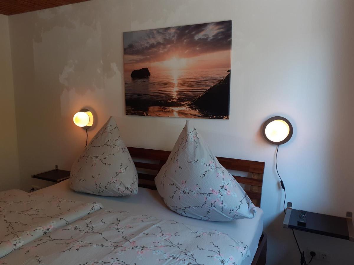 Ferienwohnung Im Zentrum Bad Schwartau Exteriör bild