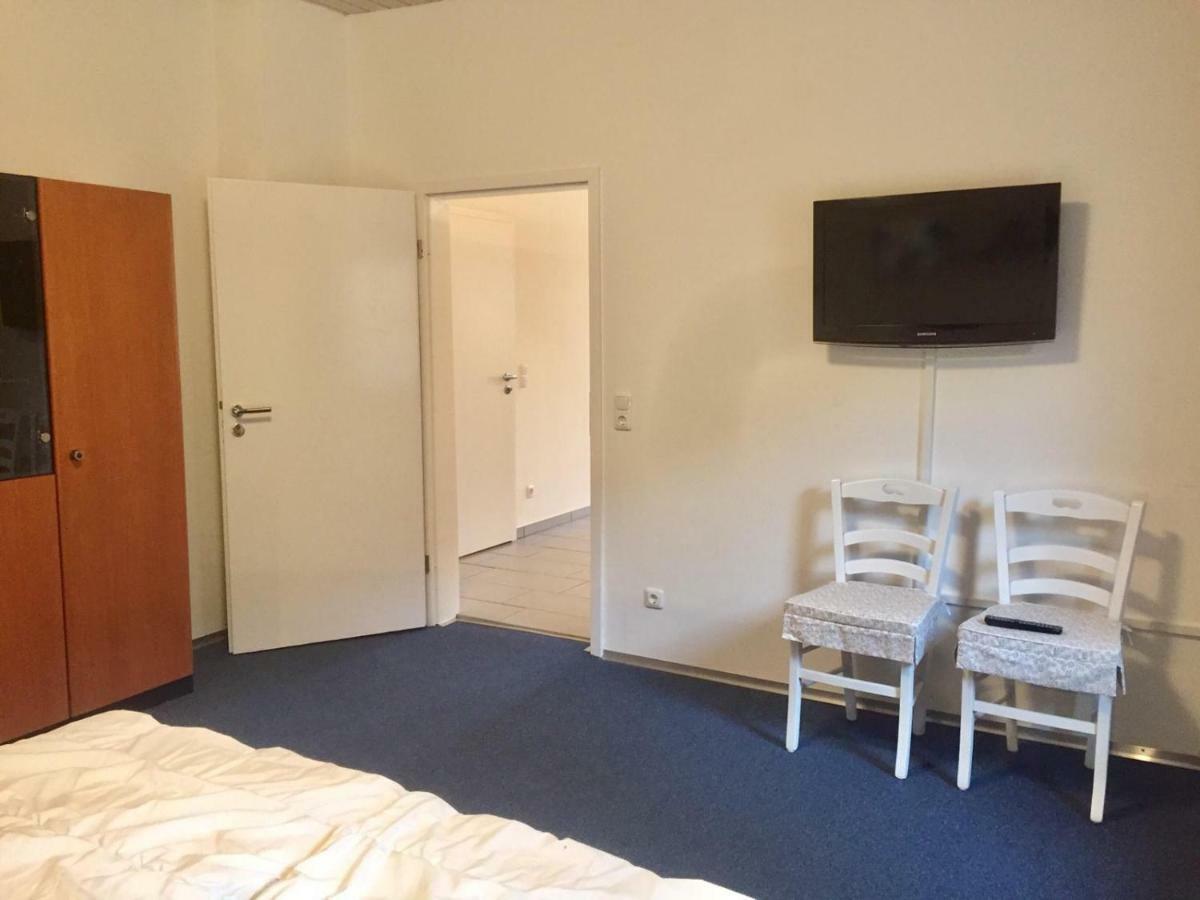 Ferienwohnung Im Zentrum Bad Schwartau Exteriör bild