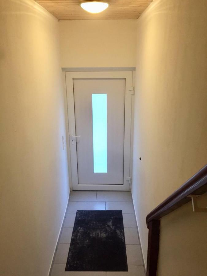 Ferienwohnung Im Zentrum Bad Schwartau Exteriör bild